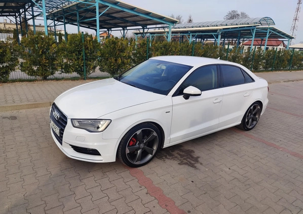 Audi A3 cena 61900 przebieg: 204000, rok produkcji 2016 z Konin małe 79